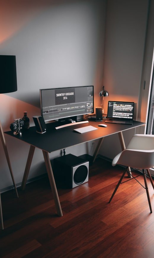 3 Minimalist Desk Setups elegant desk setup img opt